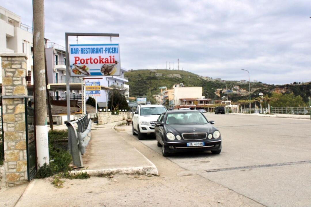 Hotel Portokali Himare Exterior photo